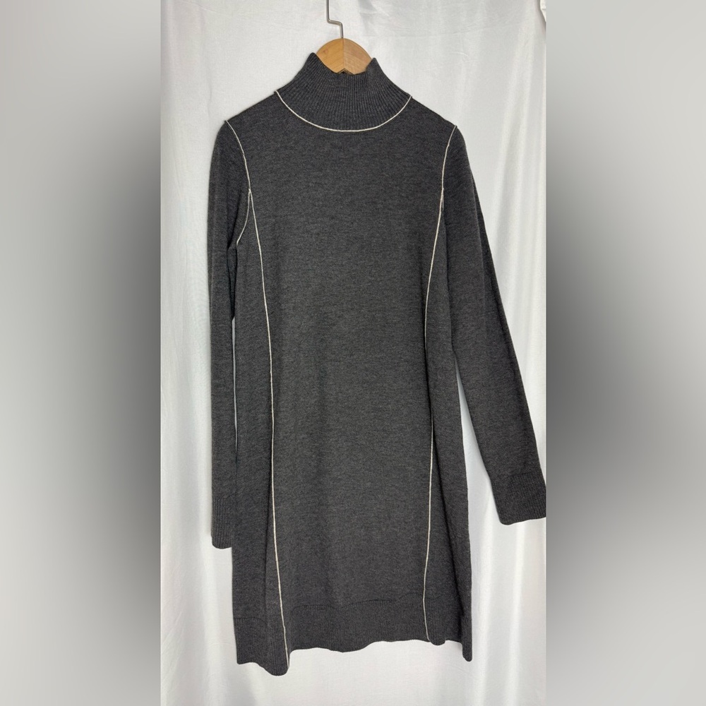 Max Studio Women's Turtleneck grey  Sweater Dress w/White Trim XS